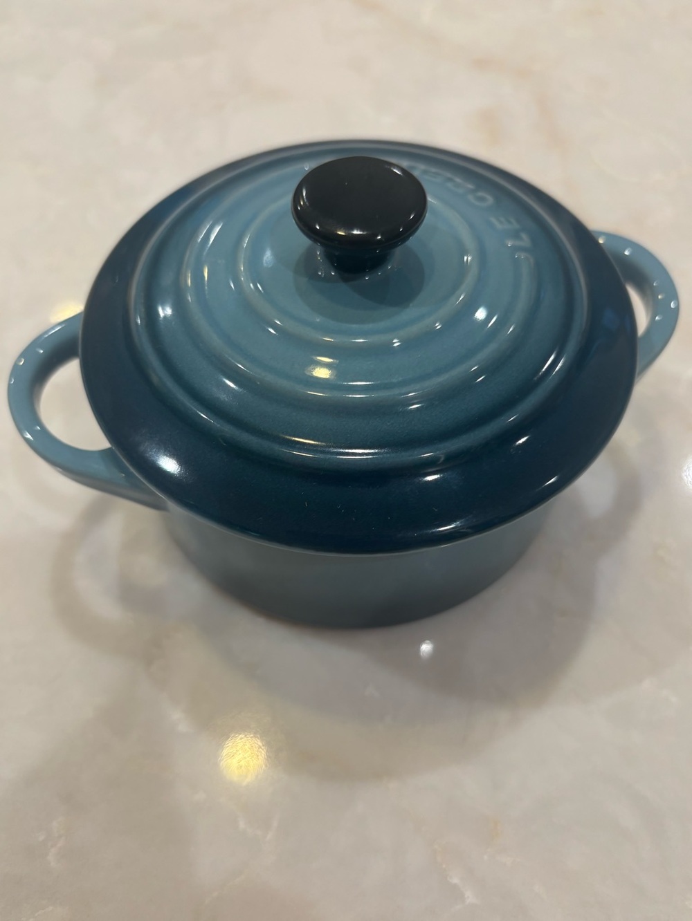 NWT Le Creuset Marine Blue Mini Round cocotte -10cm